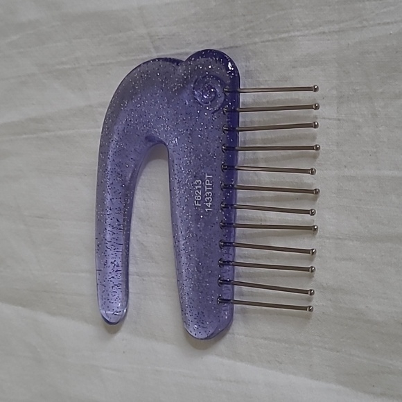 American Girl Doll Hairbrush and Sparkly Hair Pick - Picture 5 of 5